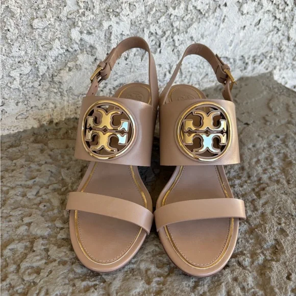 Tory Burch Nude Logo Wedge Sandal Heels Size 7.5M - Picture 2 of 9